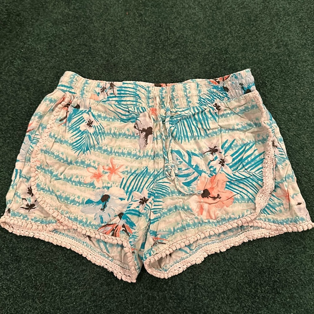 Flowy shorts